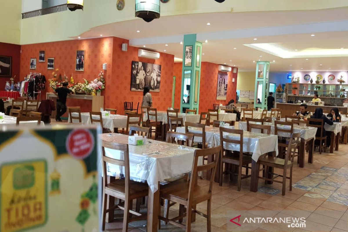 Kedai Tiga Nyonya, resto dengan menu tiga budaya kuliner