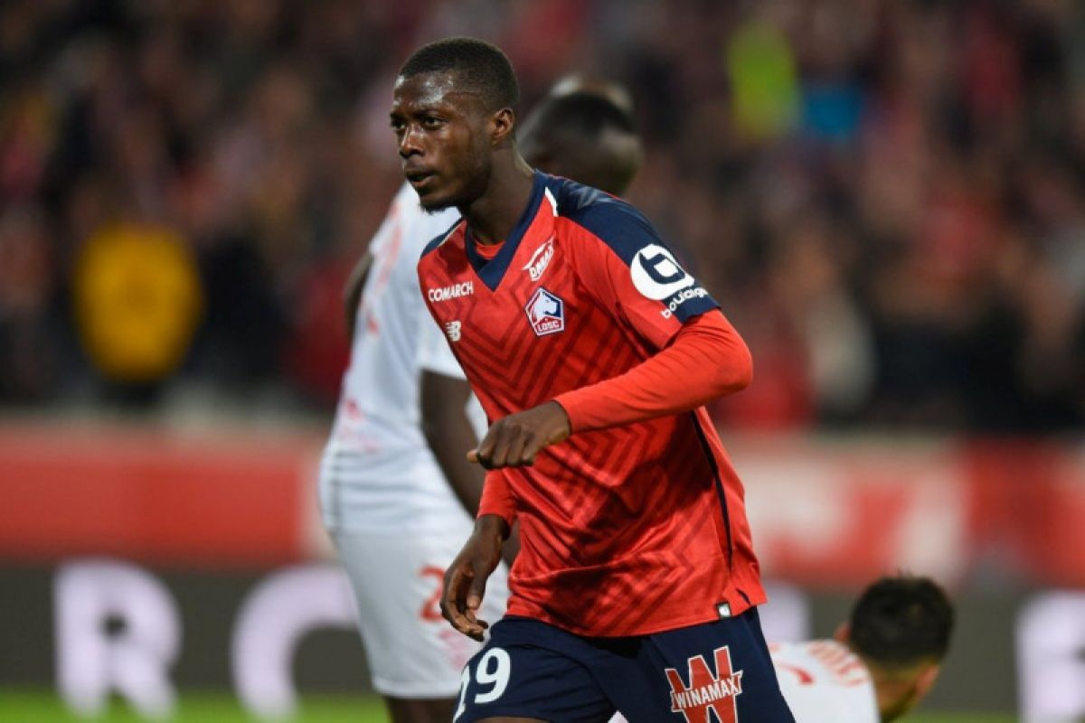 Nicolas Pepe bersaing dengan trio PSG dalam nomine pemain terbaik