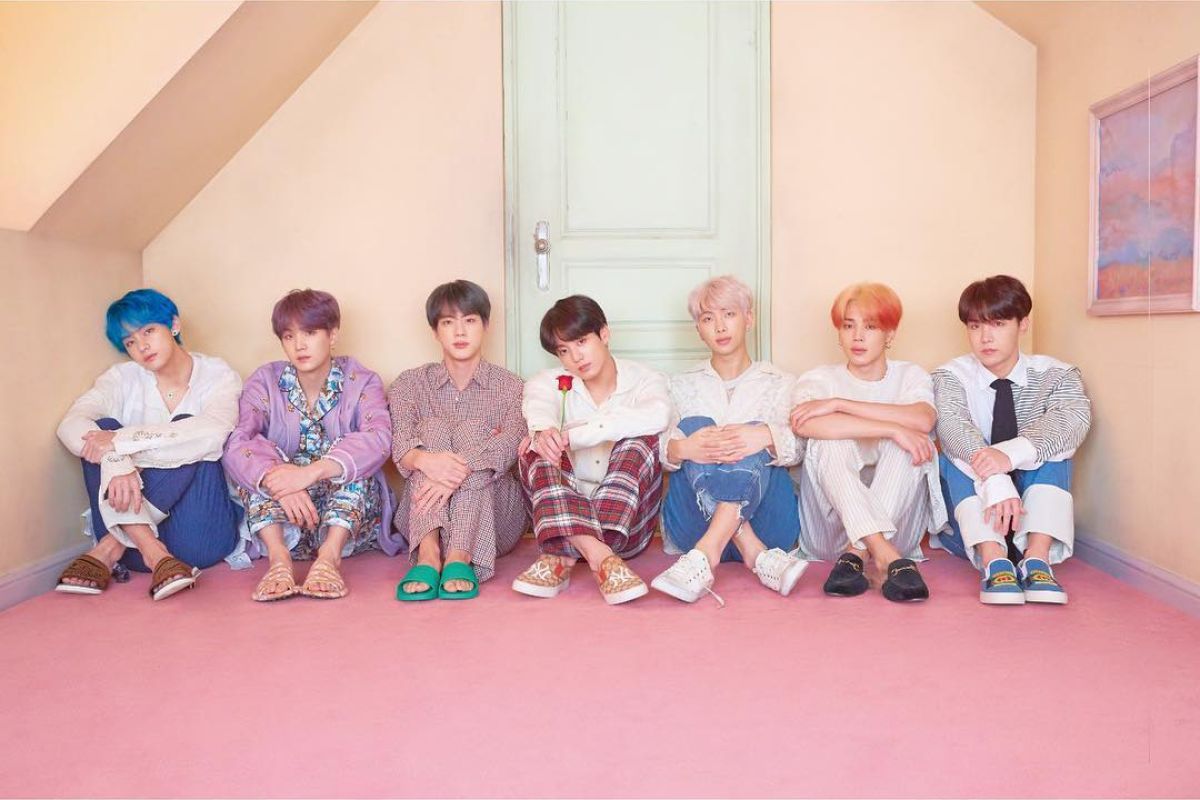 "Map of the Soul: Persona" dari BTS masih bertahan di top 10 Billboard