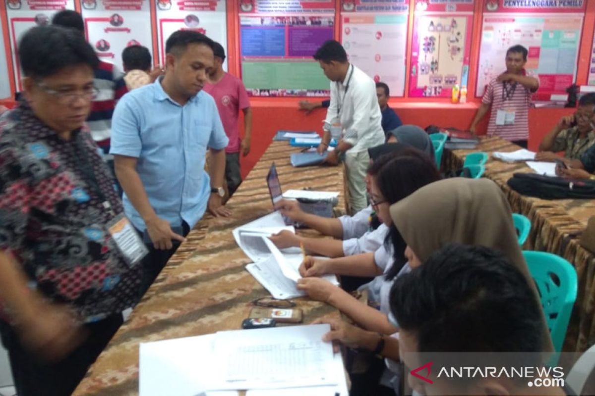 Batas hitung KPU Manado diperpanjang sampai 10 Mei