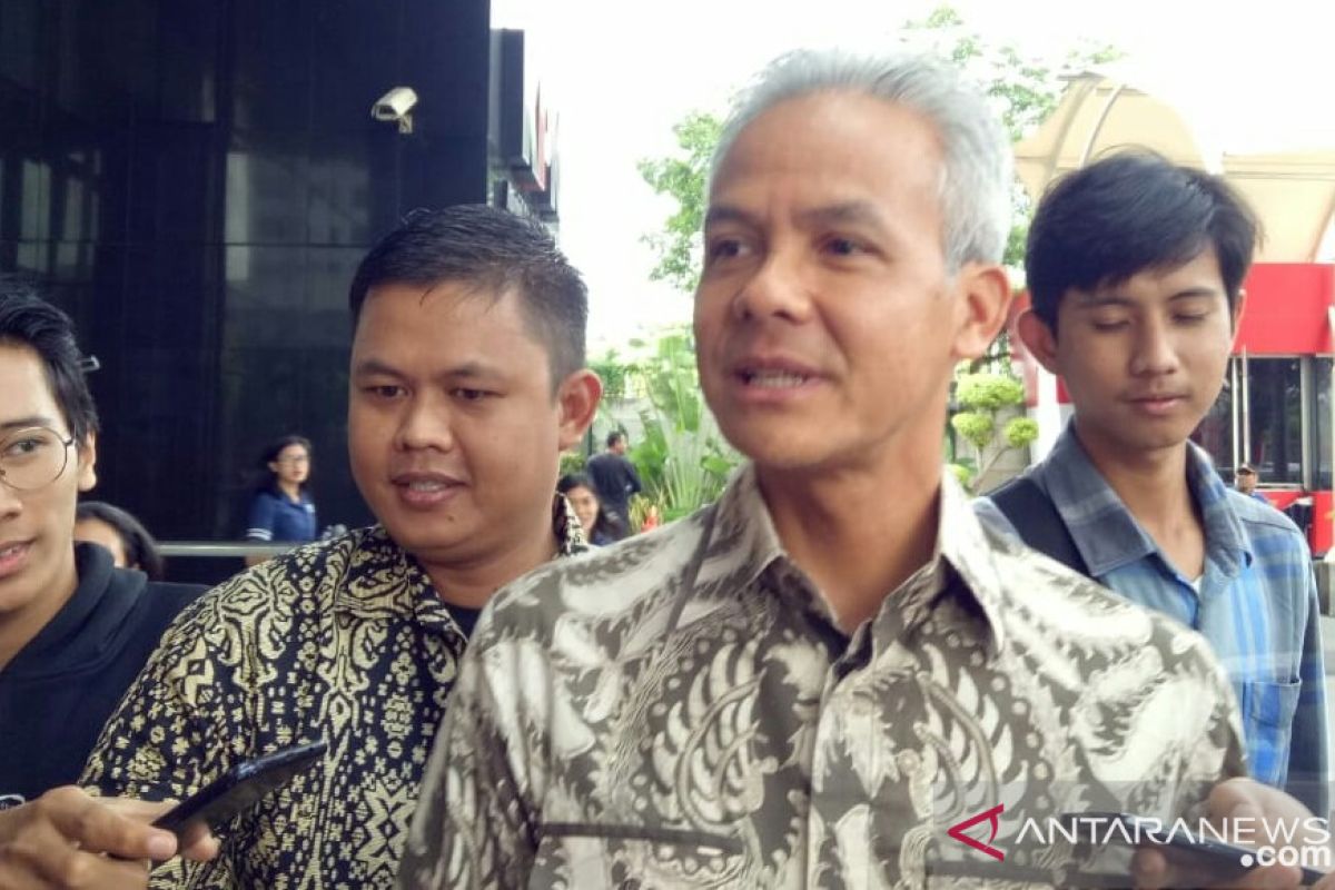 KPK periksa Ganjar Pranowo terkait dengan kasus KTP-e