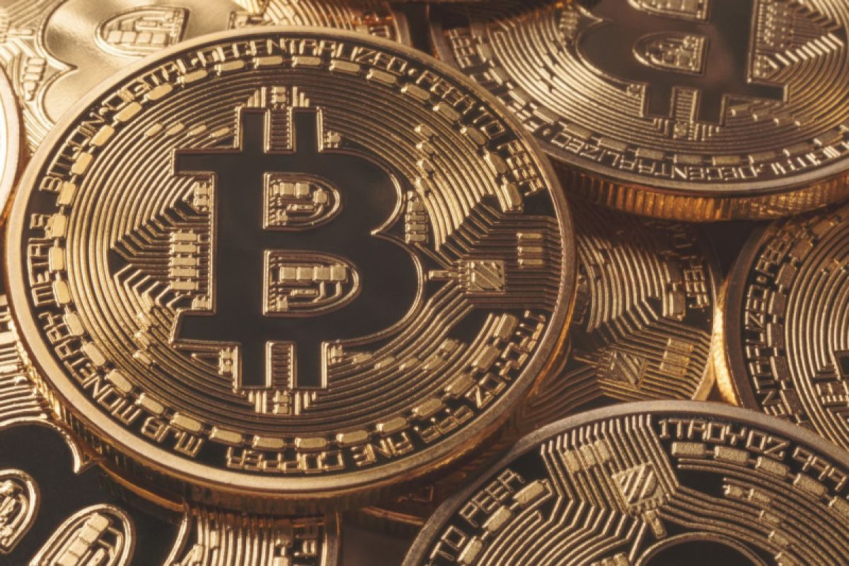 Bitcoin merosot saat para senator periksa rencana kripto Facebook