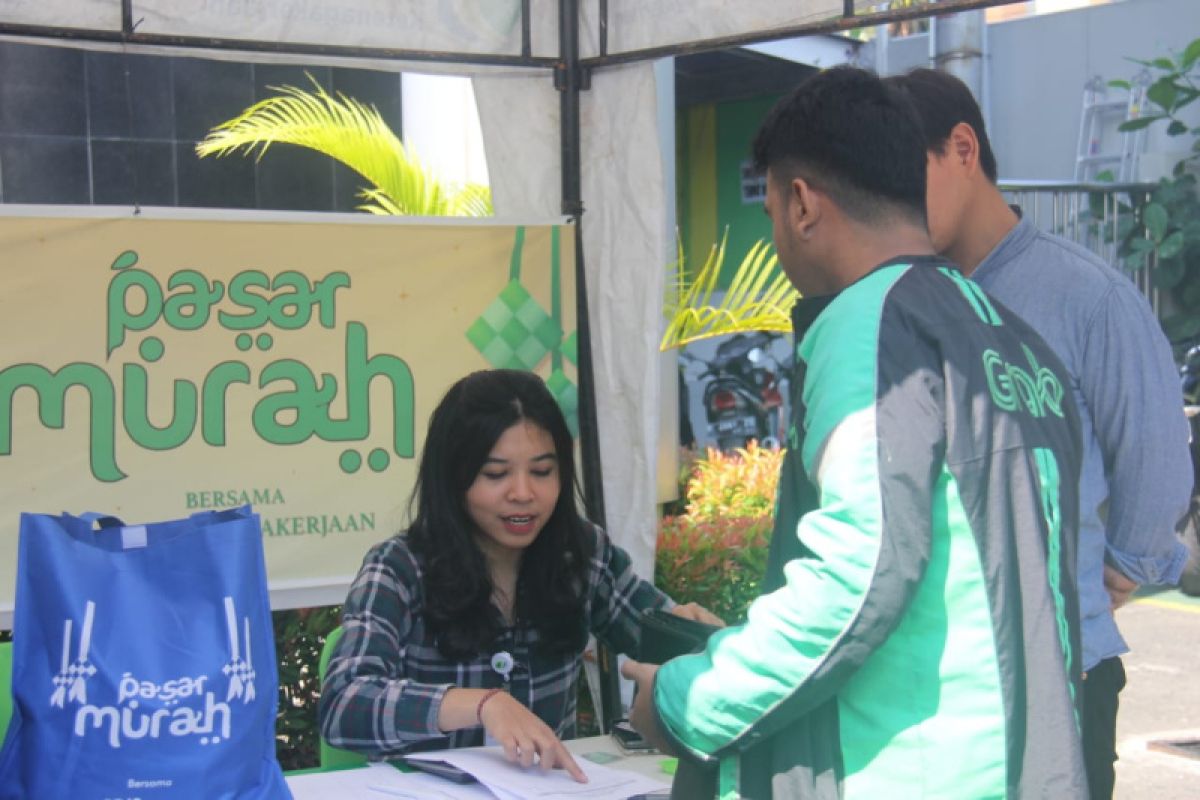 BPJS Ketenagakerjaan Semarang Pemuda gelar pasar murah