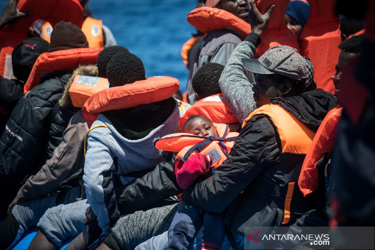 Perahu tenggelam di Italia menewaskan sembilan orang