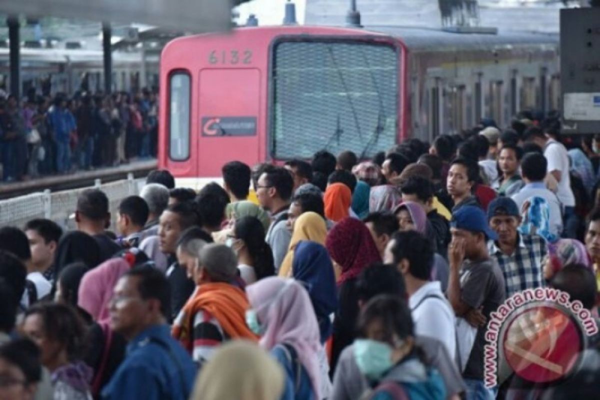 Stasiun Tanah Abang dan Palmerah sudah kembali layani penumpang