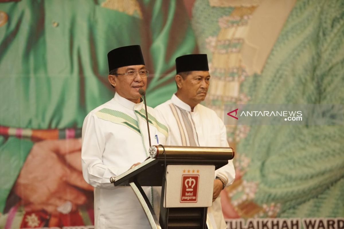 Bupati HM Wardan buka puasa bersama dan serahkan santunan kaum dhuafa dan yatim piatu