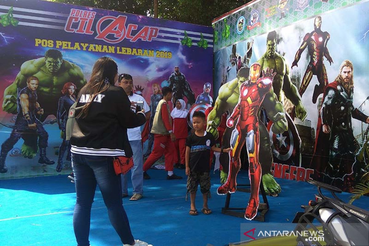 Pos Pelayanan "The Avengers" Polres Cilacap ramai disambangi pemudik (VIDEO)