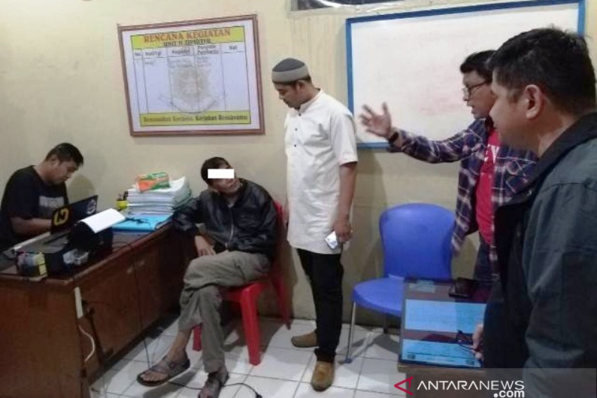 Dokter hewan ini ditangkap atas tuduhan makar