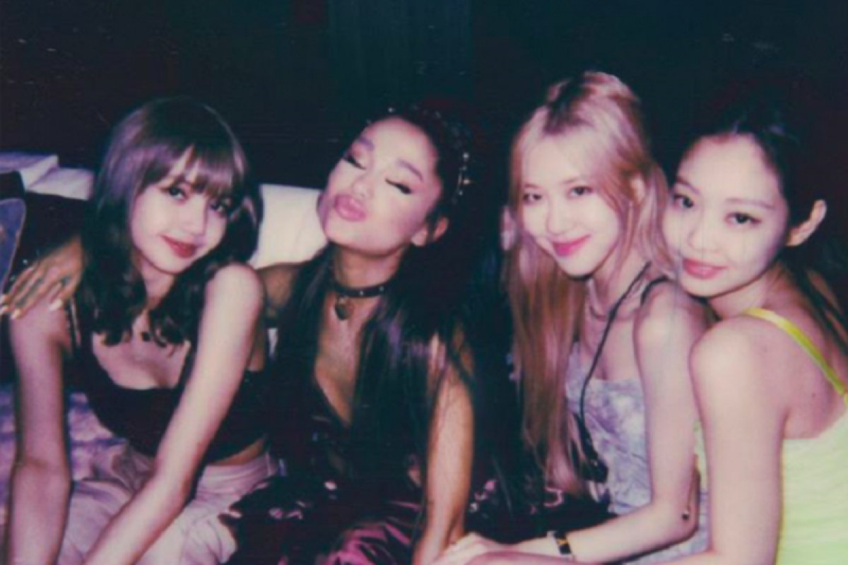 Ariana Grande beri hadiah parfum untuk Rose, salah satu anggota BLACKPINK