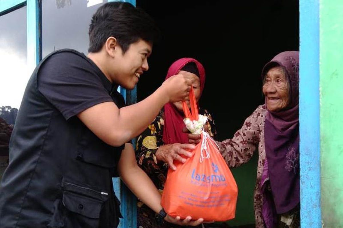 Lazismu Kabupaten Magelang salurkan 5.740 bingkisan Lebaran