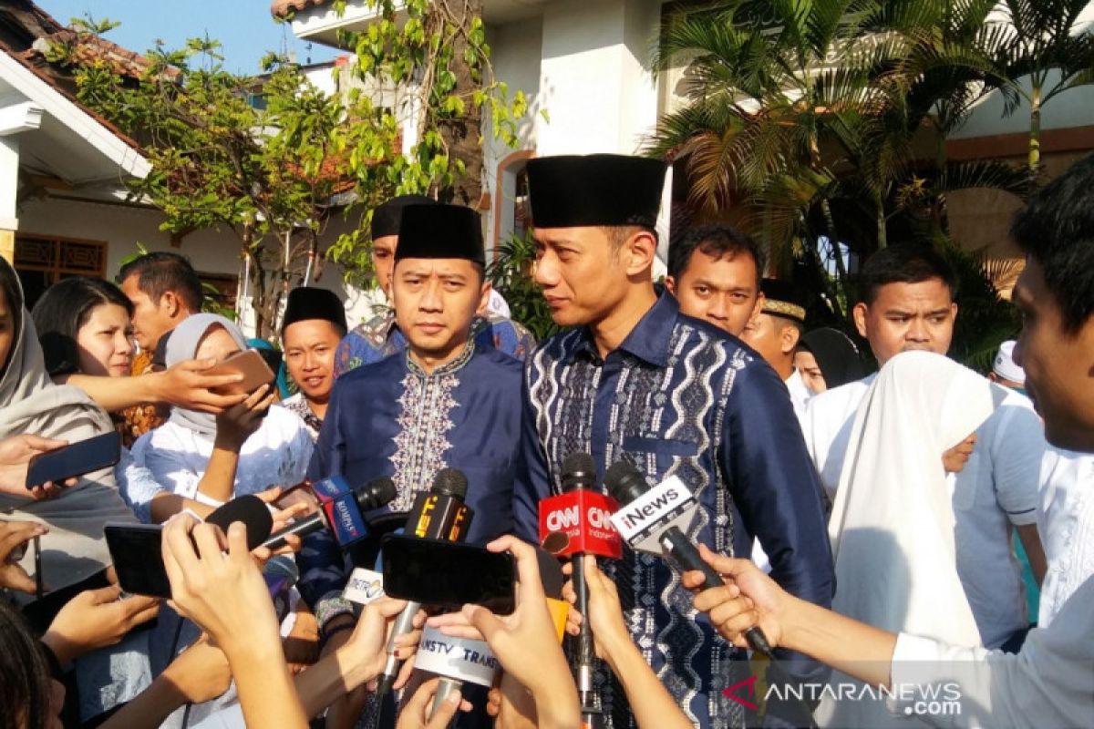 Keluarga SBY serba biru saat Lebaran 2019