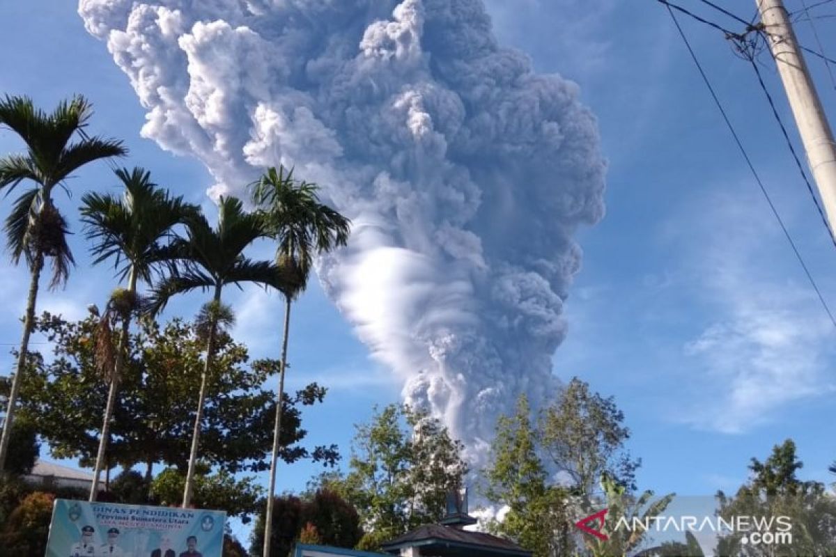 Gunung Sinabung kembali meletus