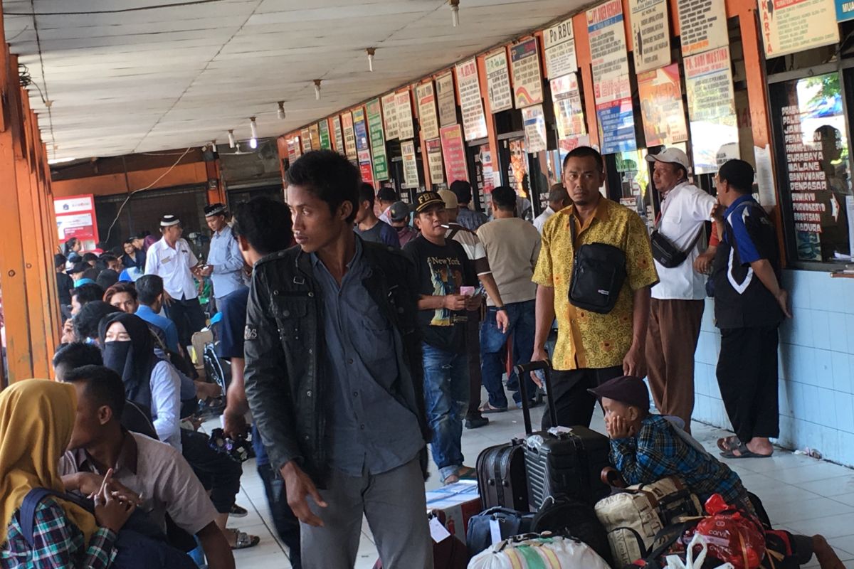 Mudik usai lebaran manfaatkan tiket murah