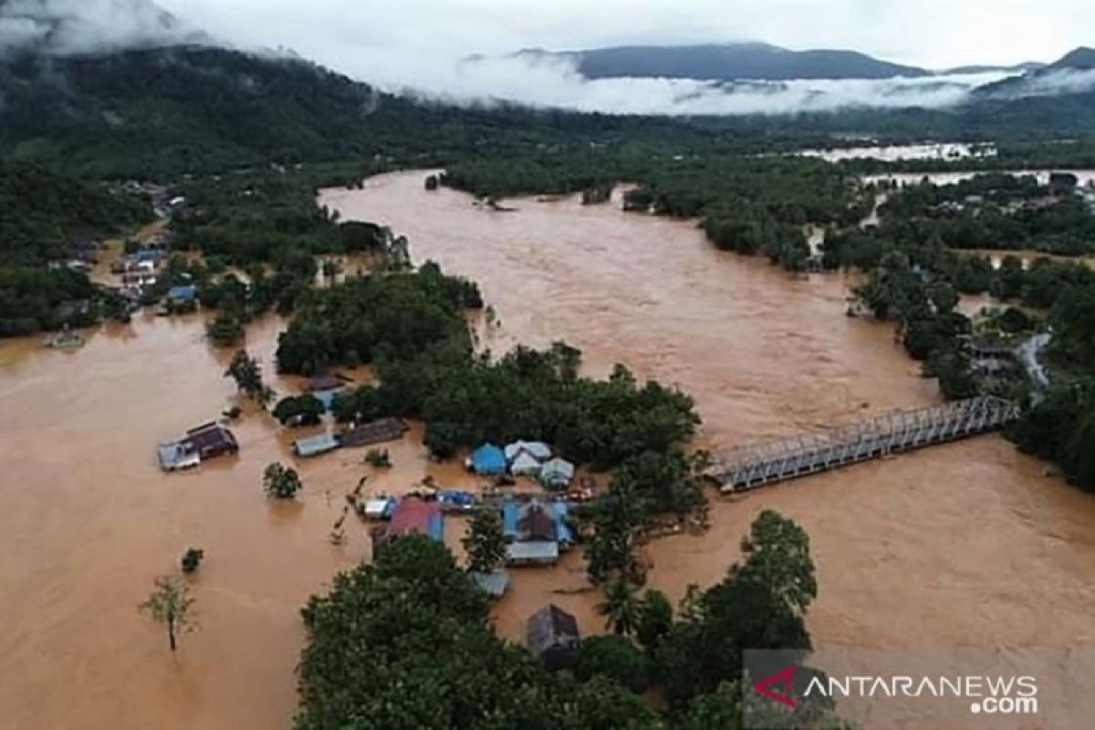 Jumlah pengungsi akibat banjir di Konawe Utara capai 4.585 orang