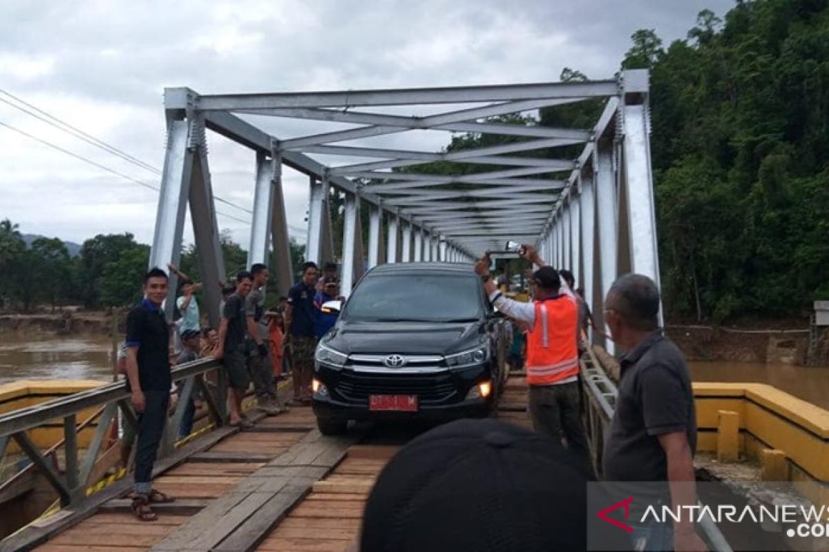 Bupati: Jembatan Putus di Konawe Utara sudah dilalui