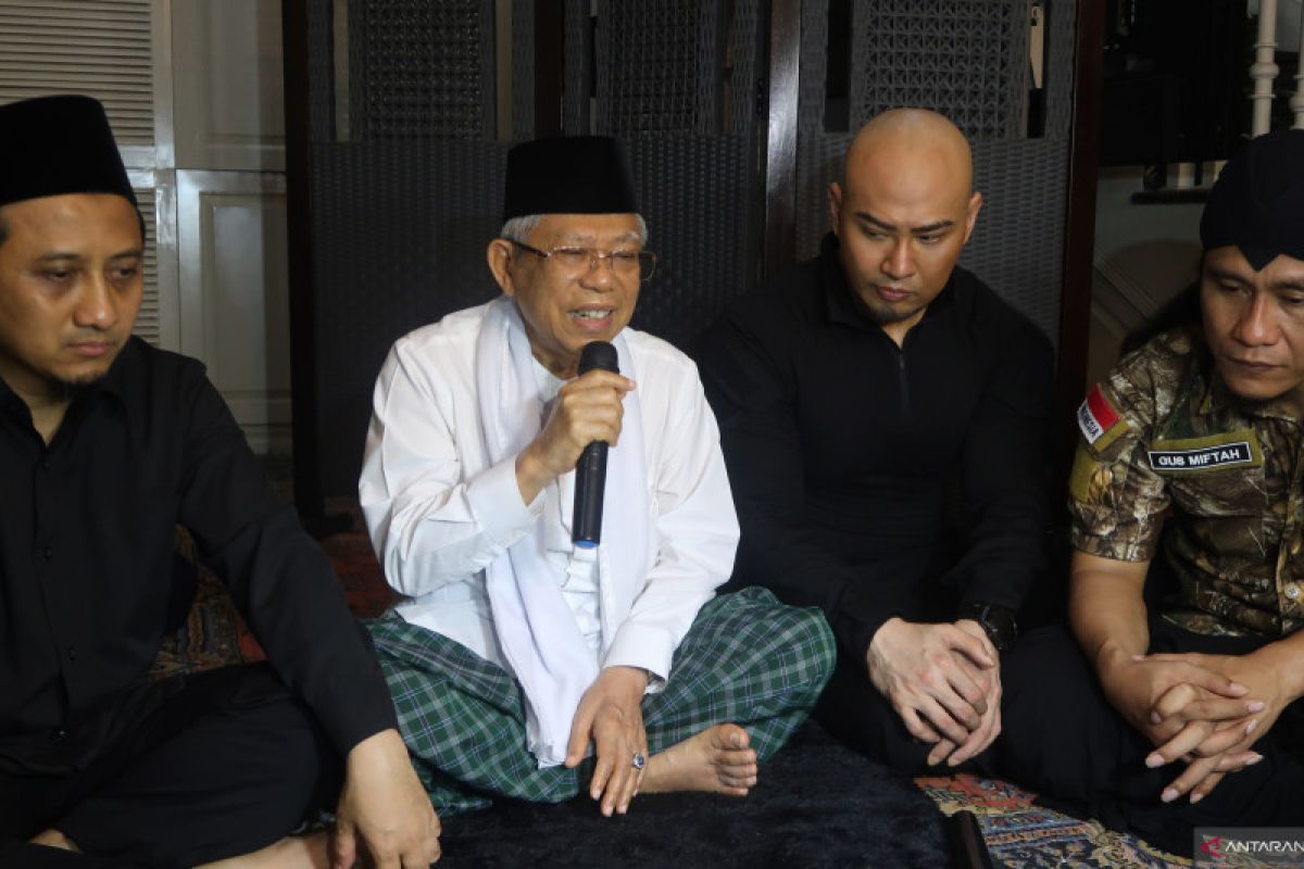 Ma'ruf Amin terima kunjungan  Deddy Corbuzier yang telah mualaf