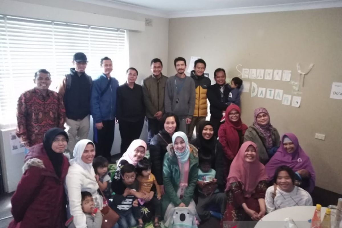 WNI di Wollongong Australia  obati kerinduan dengan pengajian bersama