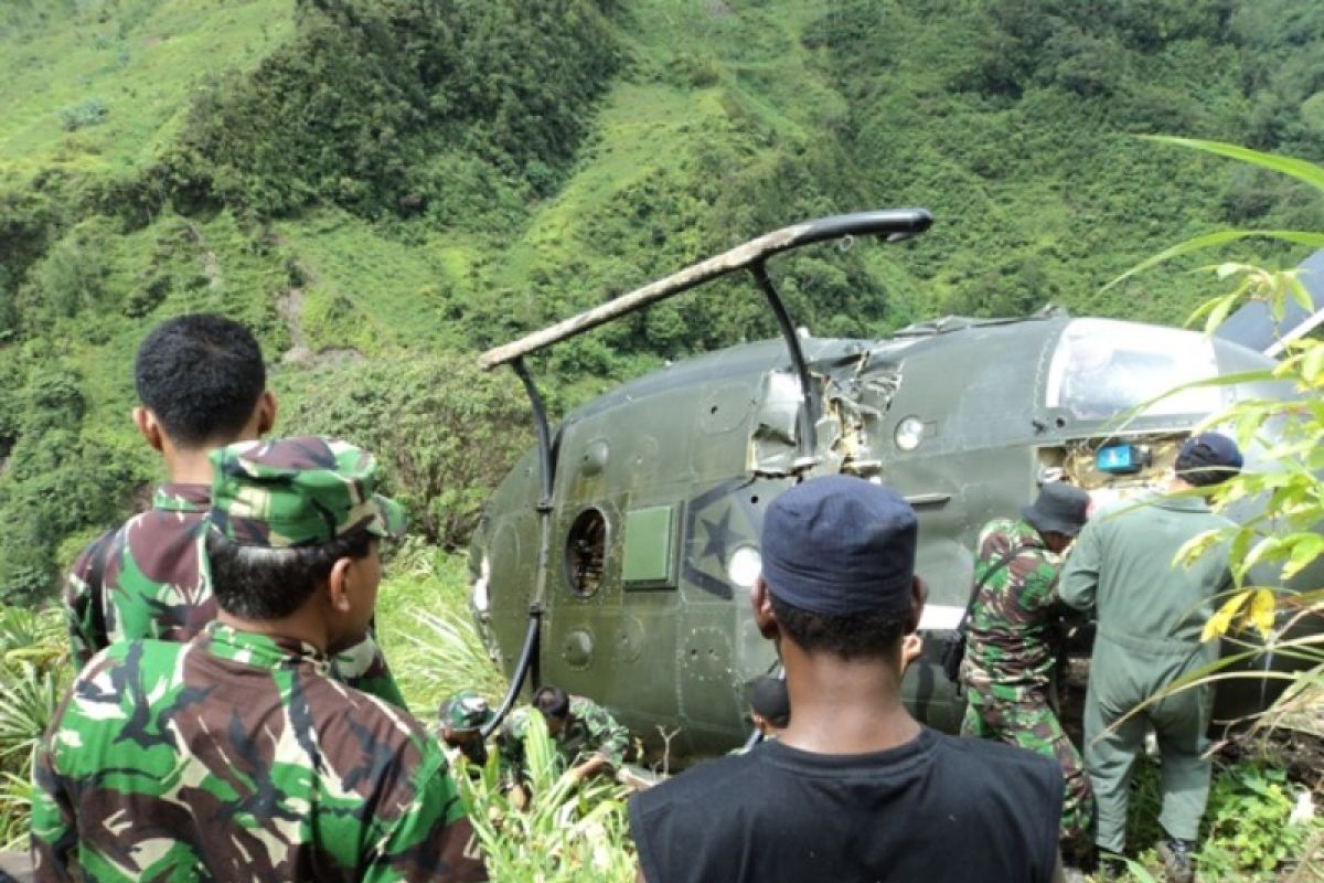 Kodam XVII Cenderawasih bantah ada helikopter yang ditembak KKSB