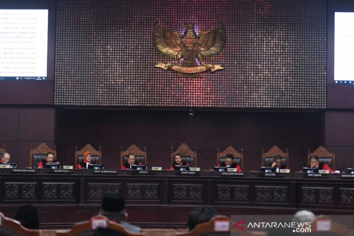 Sidang MK -- Hakim MK nyatakan pemohon tak mampu buktikan 5,8 juta pemilih fiktif