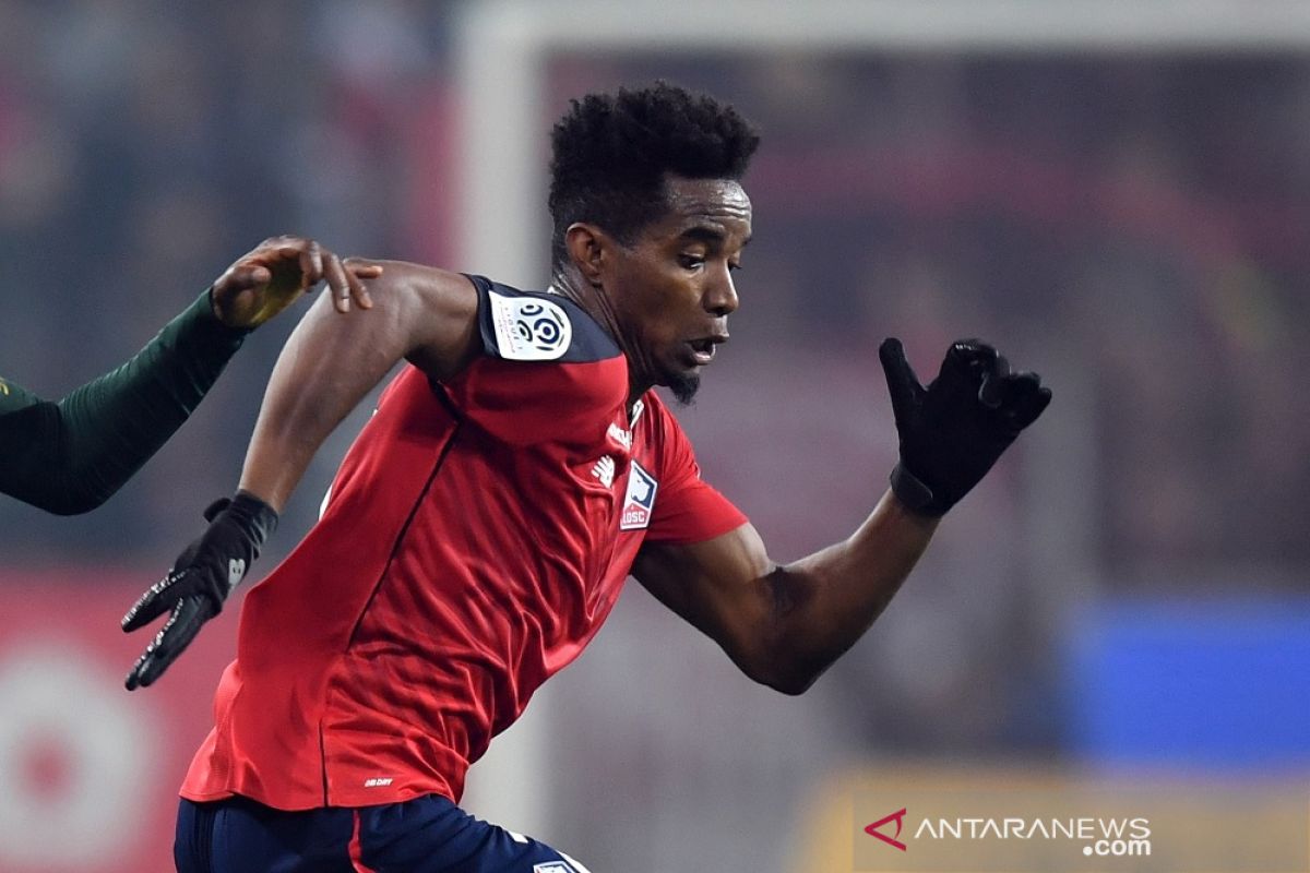 Lyon siap bajak dua pemain Lille, Thiago Mendes dan Youssouf Kone