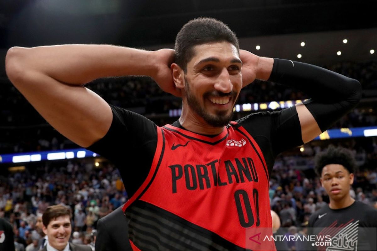 Pebasket asal Turki Enes Kanter gabung Celtics