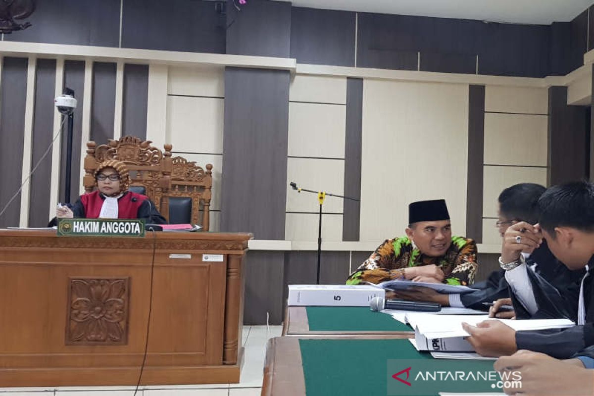 Uang suap Bupati Jepara dibungkus plastik bandeng presto