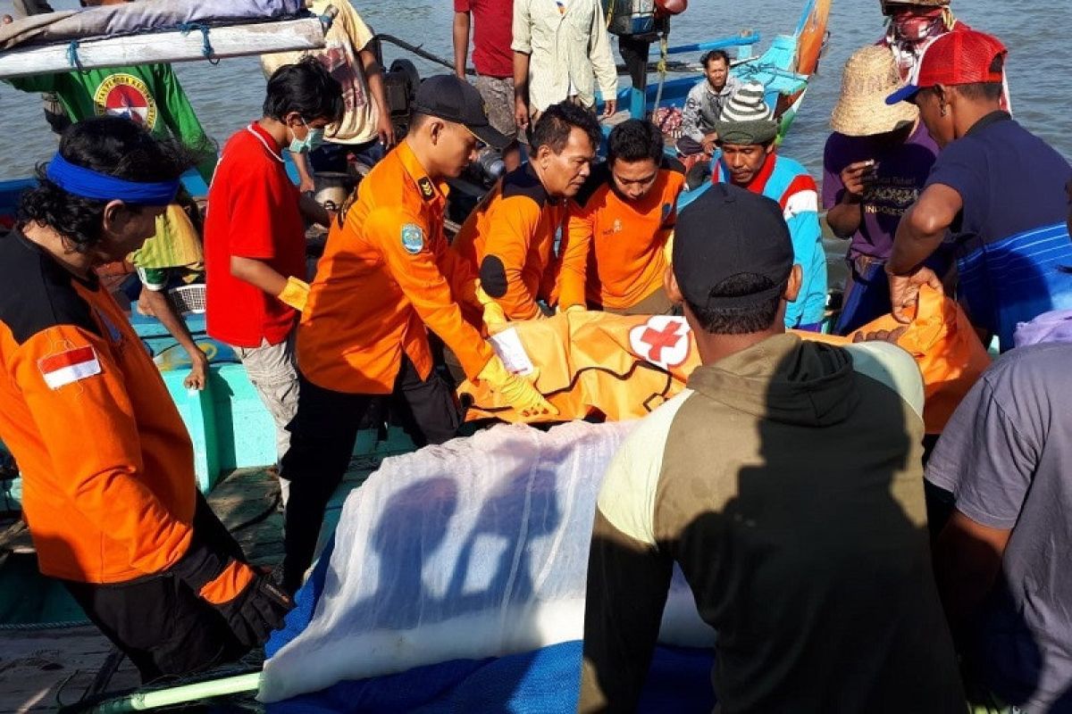 Nelayan hilang di Pantai Kedung ditemukan meninggal