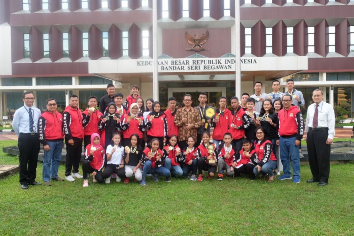 Indonesia juara umum kejuaraan karate internasional di Brunei