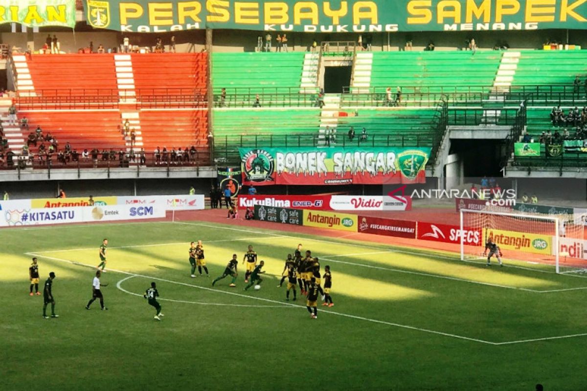 Persebaya diimbangi Barito Putera 2-2