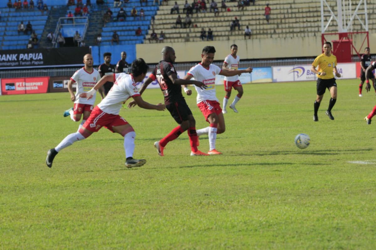 Persipura diimbangi Badak Lampung 1-1