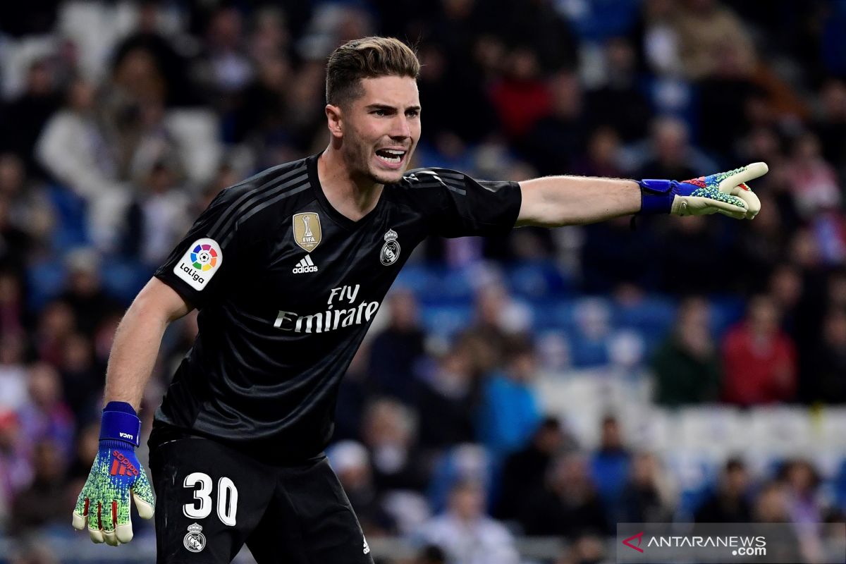 Putra pelatih Real Madrid Luca Zidane gabung Santander