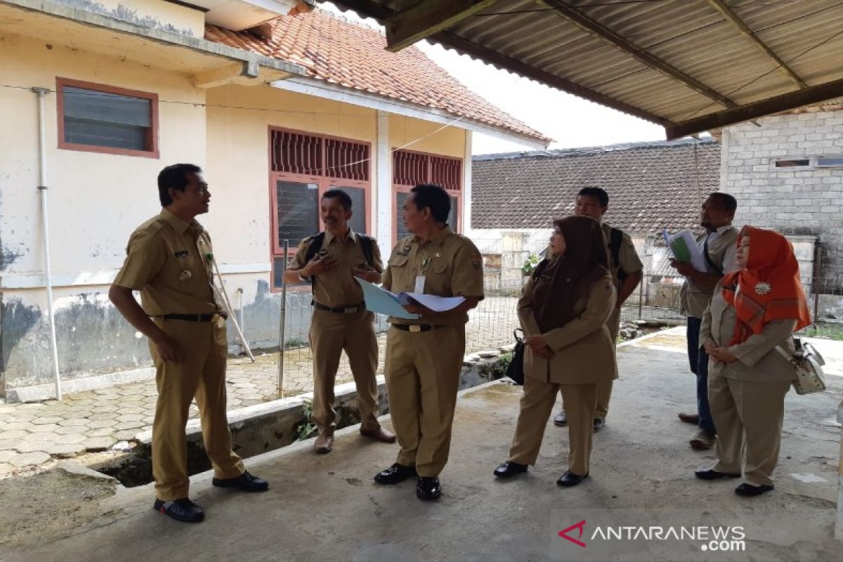 PKL Alun-Alun Limpung Batang direlokasi, pedagang setuju