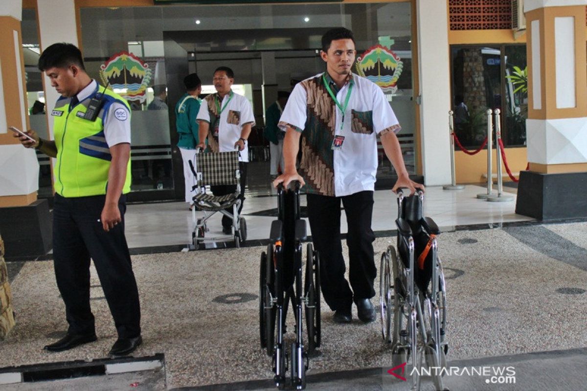 Jumlah calhaj pengguna kursi roda di Embarkasi Surakarta meningkat 100 persen