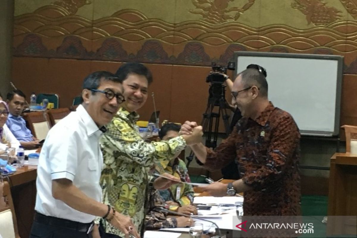 Presiden sudah menyerahkan surat amnesti Baiq Nuril ke DPR