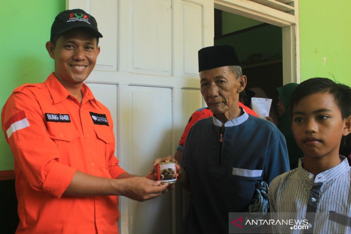 Rumah Zakat  olah daging qurban sasar warga pulau