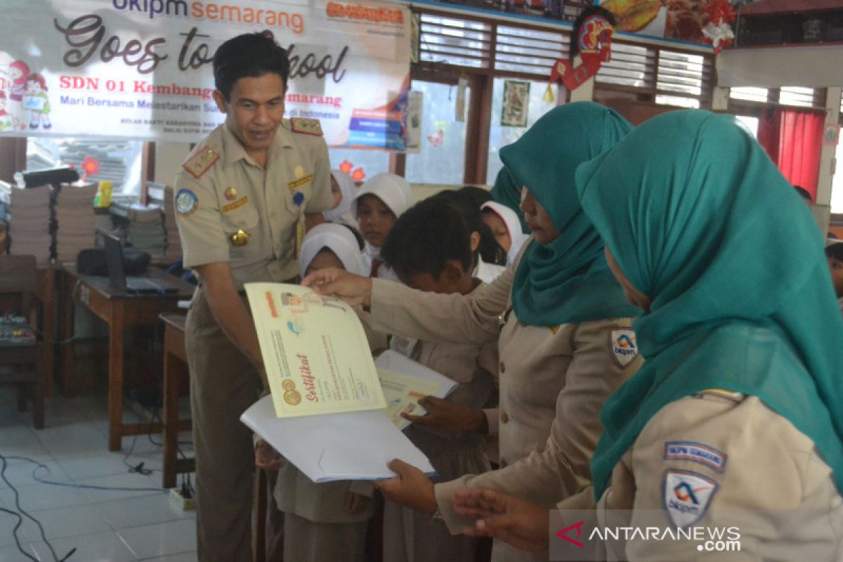 BKIPM Semarang mengajak anak-anak gemar makan ikan