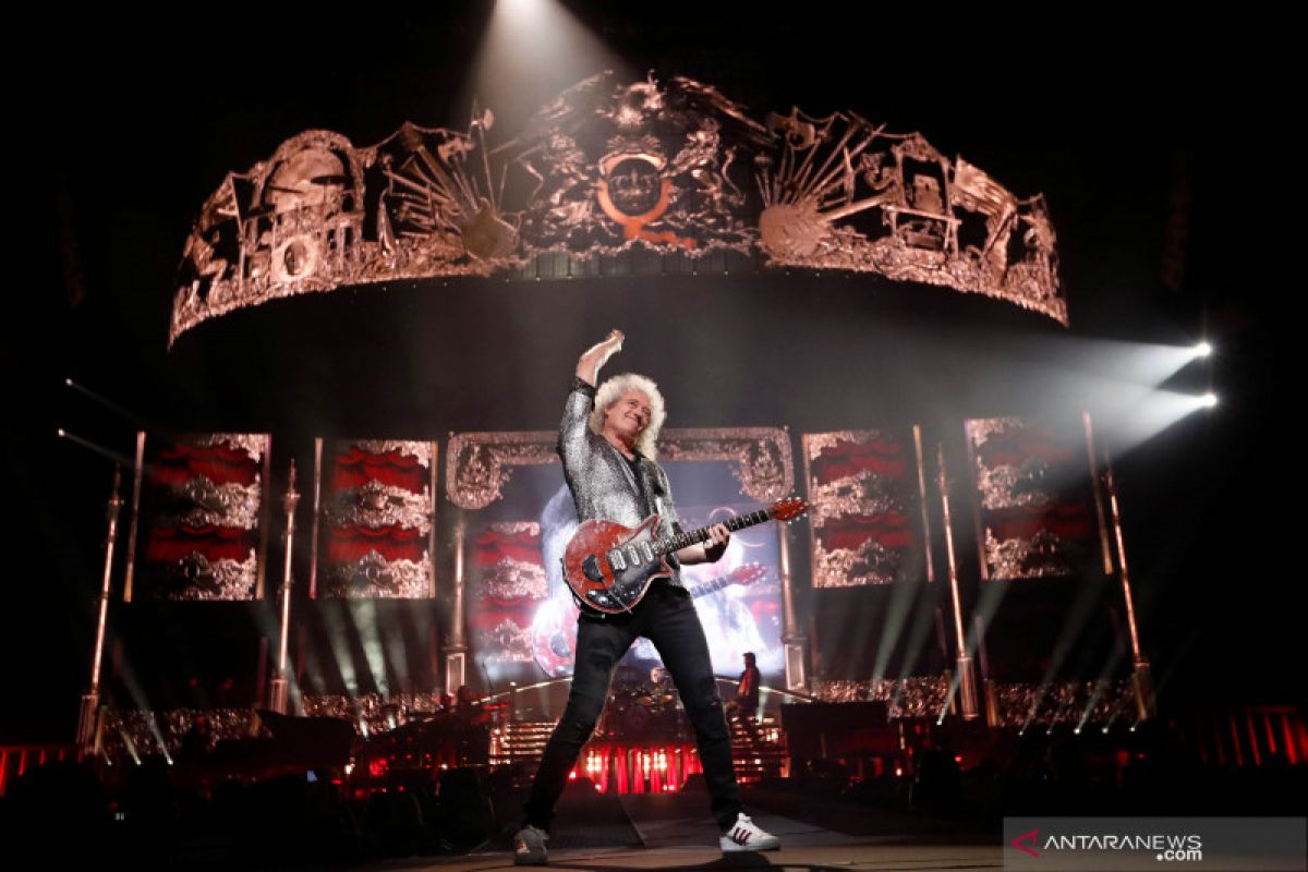 Gitaris Queen Brian May rilis ulang lagu 'Another World' versi Spanyol