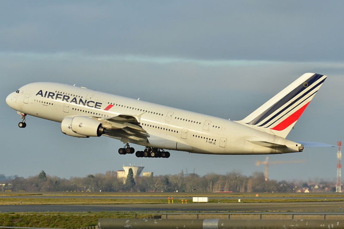 Air France tangguhkan penerbangan di wilayah Irak dan Iran