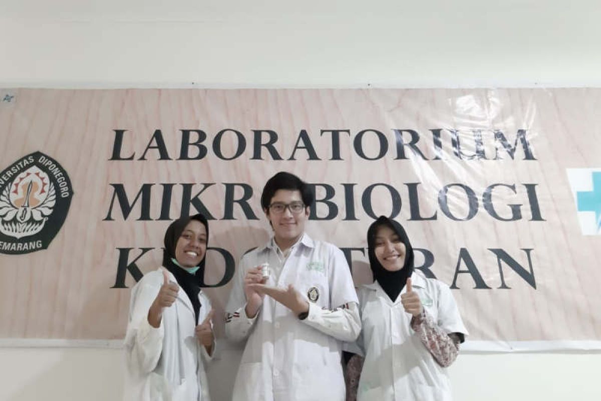 Mahasiswa Undip temukan sabut kelapa mengandung antibiotik alternatif