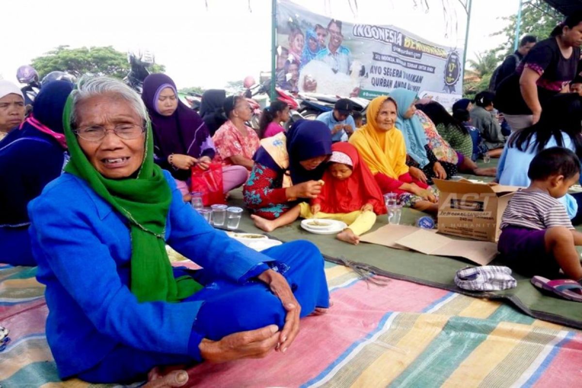 Kurban Global Qurban yang menggembirakan Mbah Senen