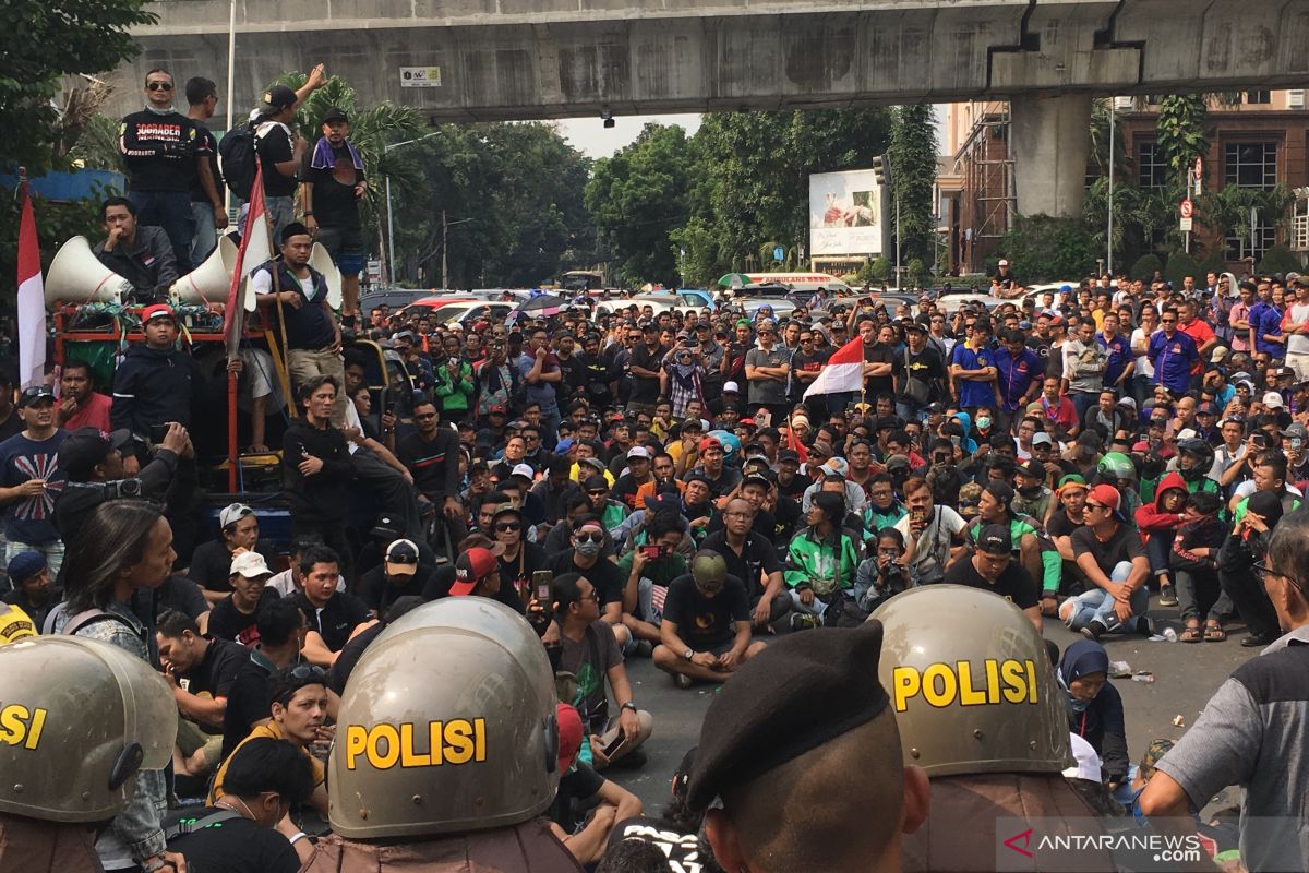 Gojek tanggapi pengemudi Go-Car pengunjuk rasa