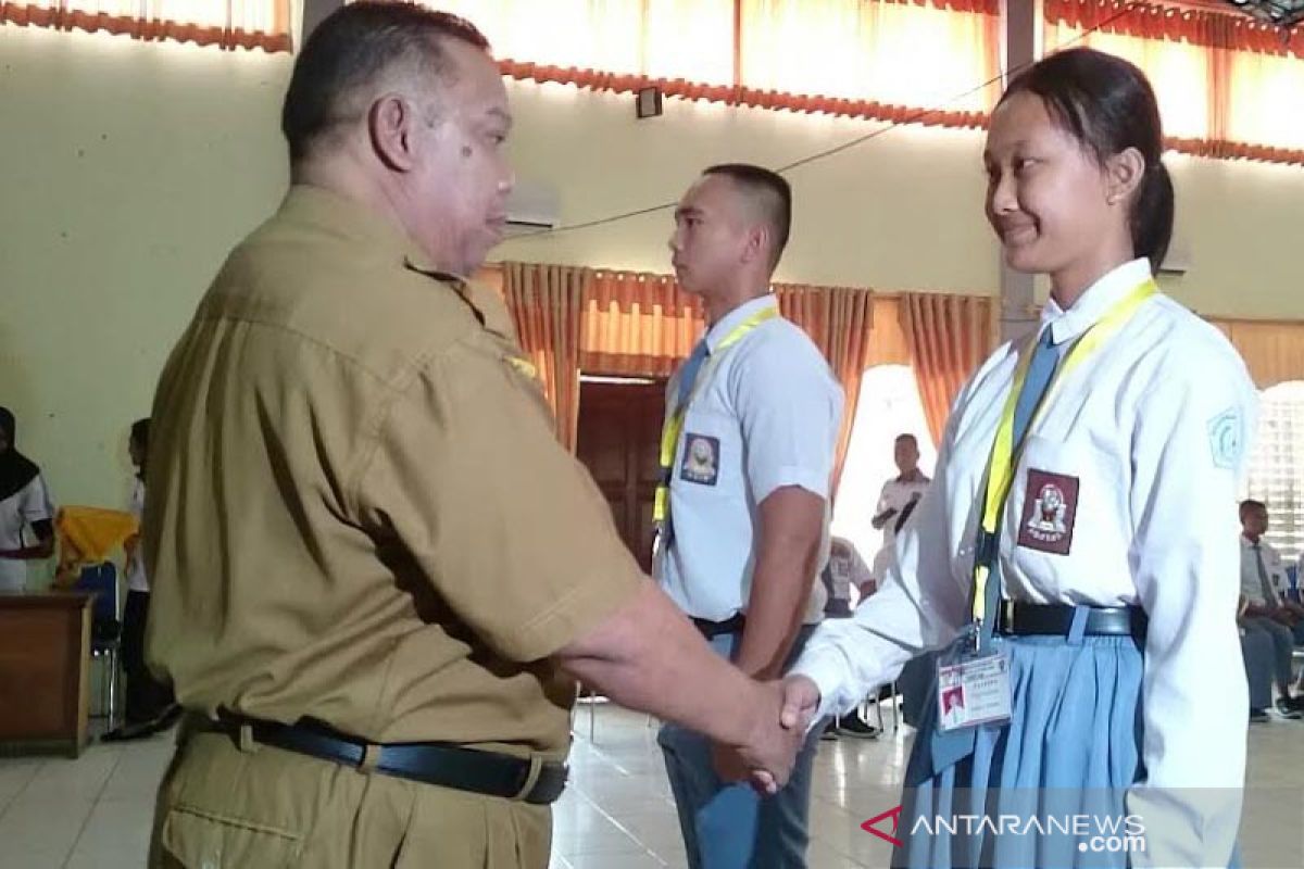 Paskibraka bentuk karakter generasi muda, kata Kepala DPKO Gumas