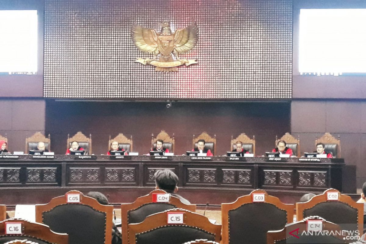 Sidang Pileg -- MK tolak gugatan PBB untuk tiga dapil Papua