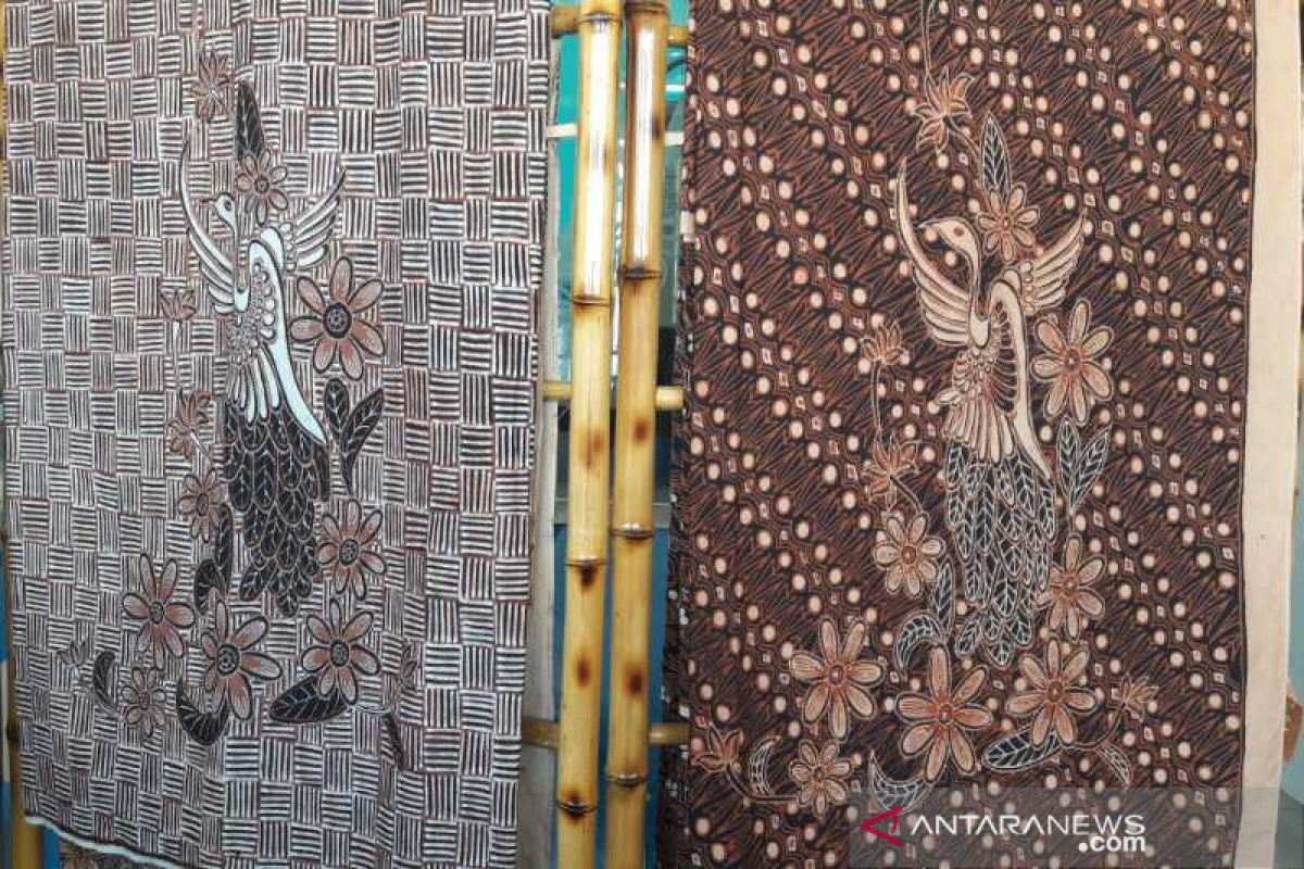 Motif mliwis icon batik klasik khas Temanggung