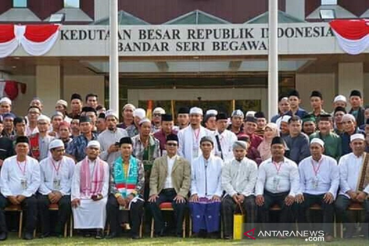 Tingginya antusias muslim Brunai Darussalam untuk Ustaz Somad saat Idul Adha, begini penjelasannya