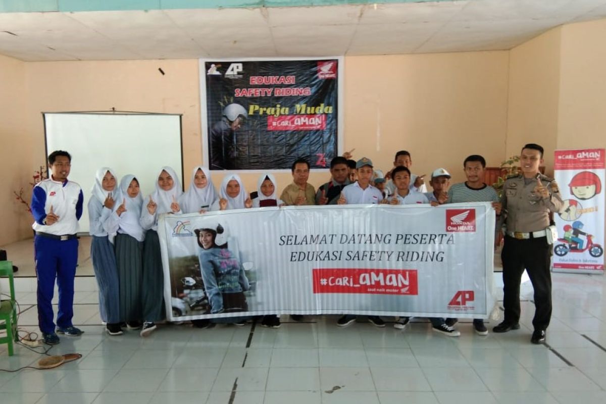 Honda gelar edukasi safety riding Praja Muda #Cari_Aman