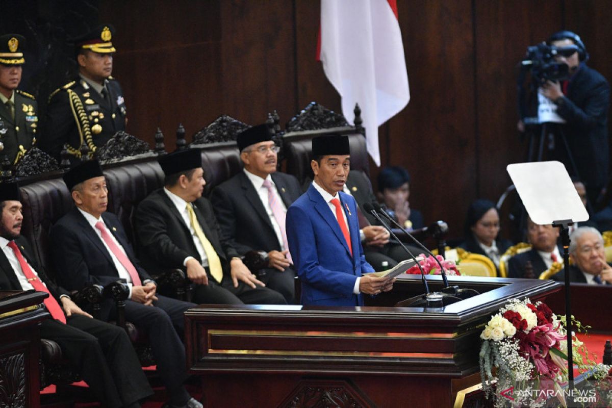 Kepada rakyat Indonesia, Jokowi minta izin pindah ibu kota ke Kalimantan