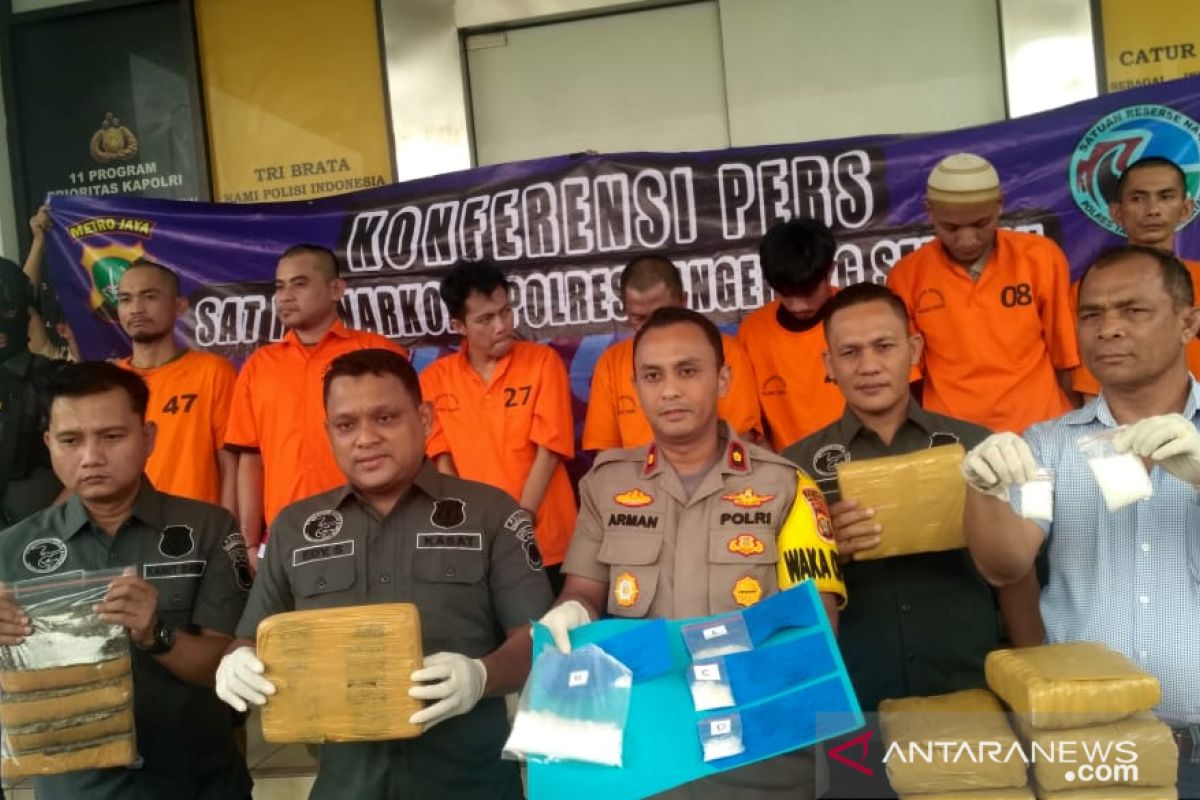 Polisi ringkus tujuh pemasok ganja dan sabu ke kampus