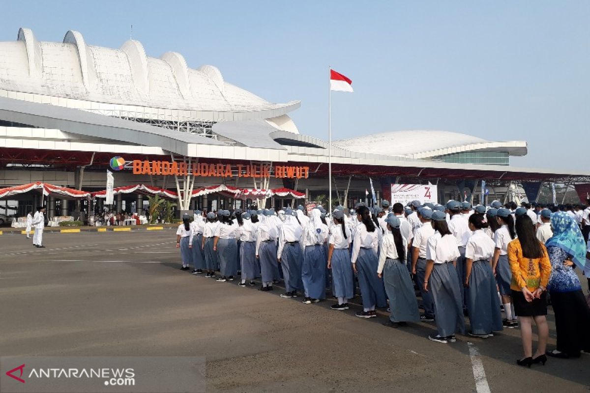 Angkasa Pura II upacara HUT RI di Palangka Raya bersama peserta SMN Sumsel