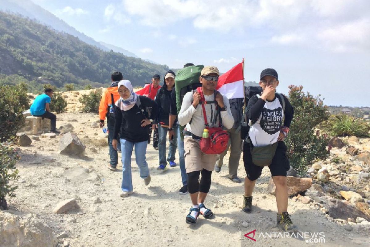 Asdin: Pendakian Gunung Lorekatimbu tetap dibuka